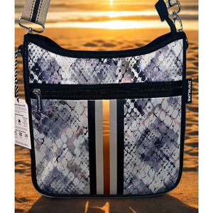 preneLOVE Classic Neoprene Messenger Bag - Muskoka NWT MSRP $89